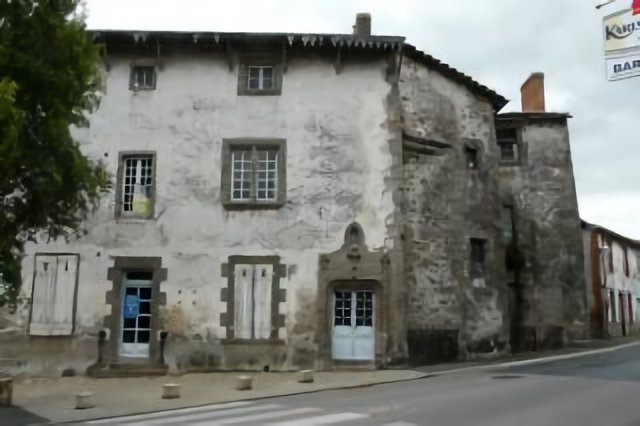 La Bruffière, maison ancienne