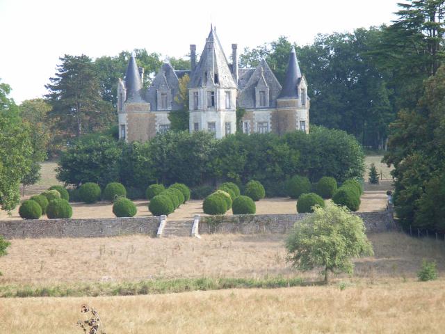 Ce fichier a été téléversé avec Commonist. Château du Gué, propriété de Bejarry à Marnay (Vienne)