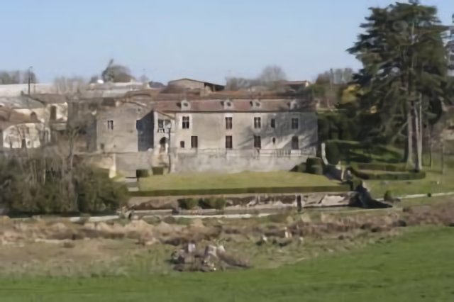 86 SURIN Château Cibioux XIVe siècle