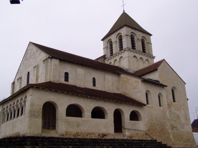 église romane de Oyré dans le département de la Vienne (France)