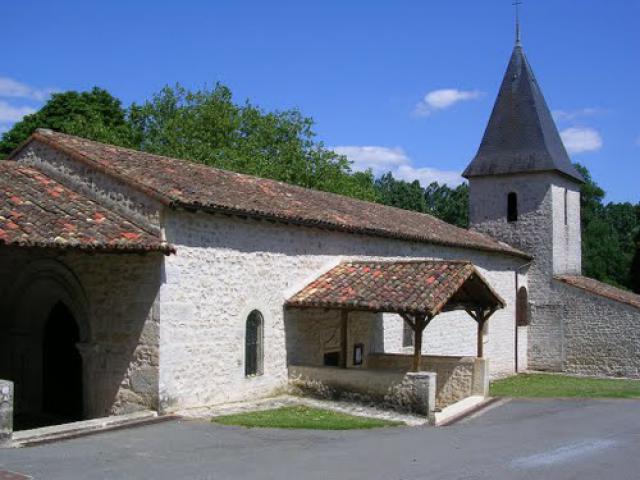Eglise St Eleusippe de Quinçay (86)