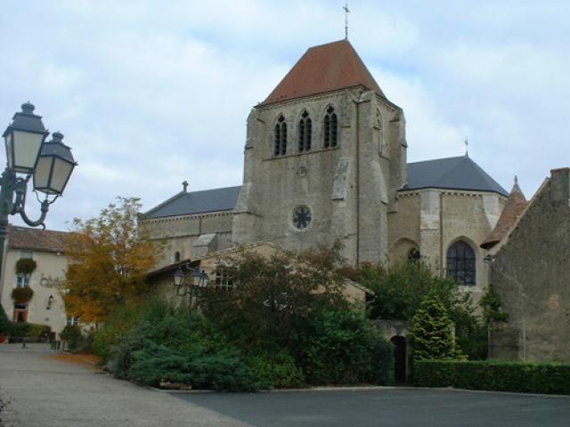 église de Vivonne (Vienne)