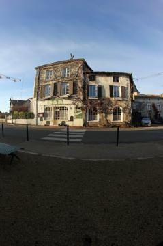 Hotel traditionnelle a Chaunay