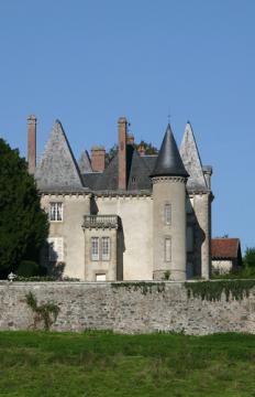 Saint-Martin-le-Vieux : château de La Judie