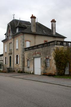 Meuzac : maison bourgeoise