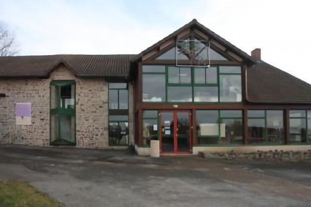 Saint-Just-le-Martel : bibliothèque