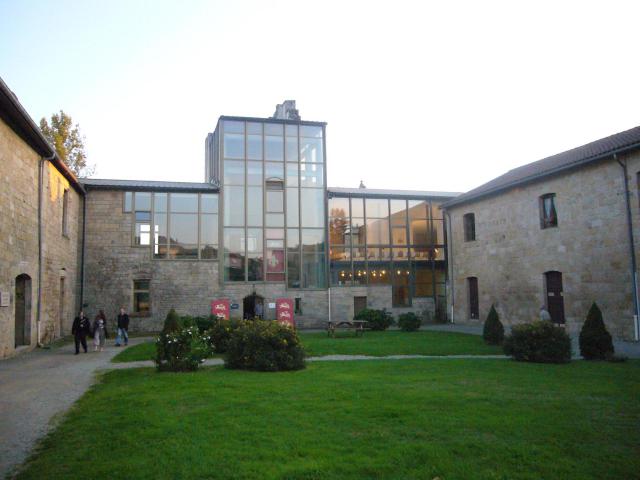 L'ancien château de Nedde (Haute-Vienne, France), réaménagé (Village de vacances)