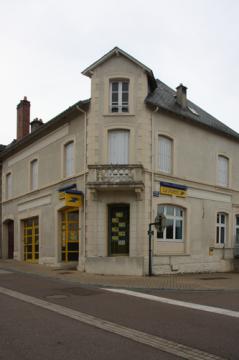 Châteauneuf-la-Forêt : la poste