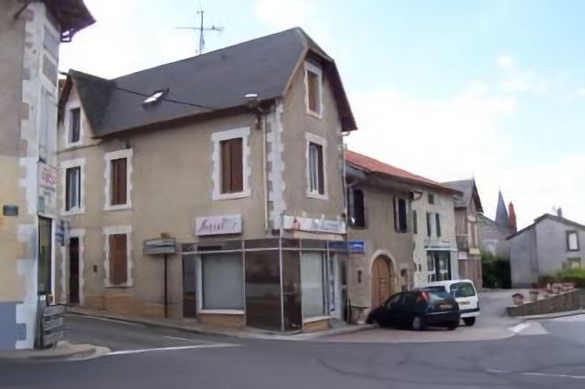 Centre Ville, Route de Nouic