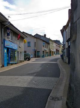 Wandering up the street in Oradour-sur-Vayres - Sep 2012