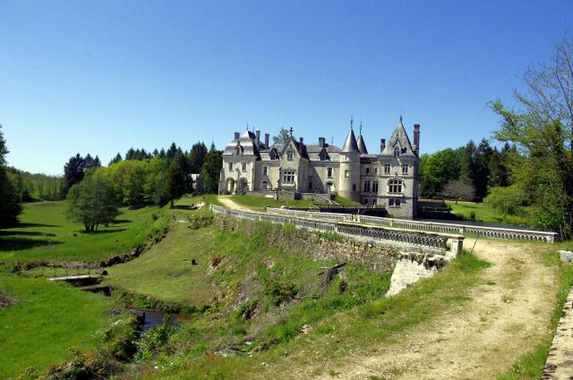 Château Rocher, commune de Maisonnais-sur-Tardoire, Haute-Vienne, France