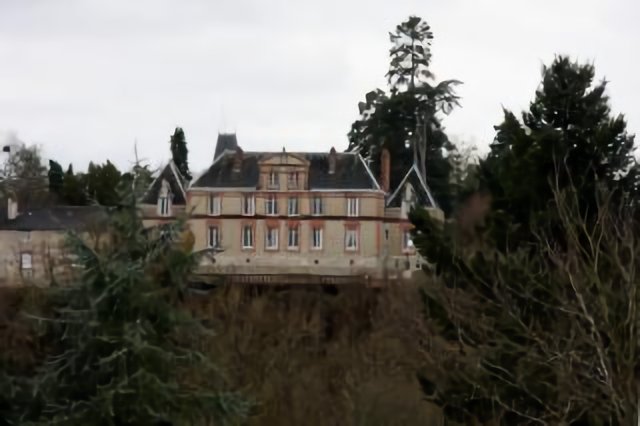 Jouac : château du Peux