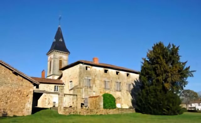 Eglise et presbitère de Saint Priest sous Aixe, Haute Vienne