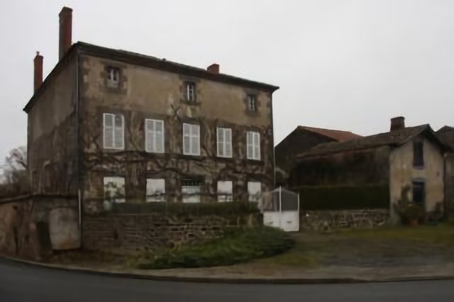 Thiat : ancienne maison de maître