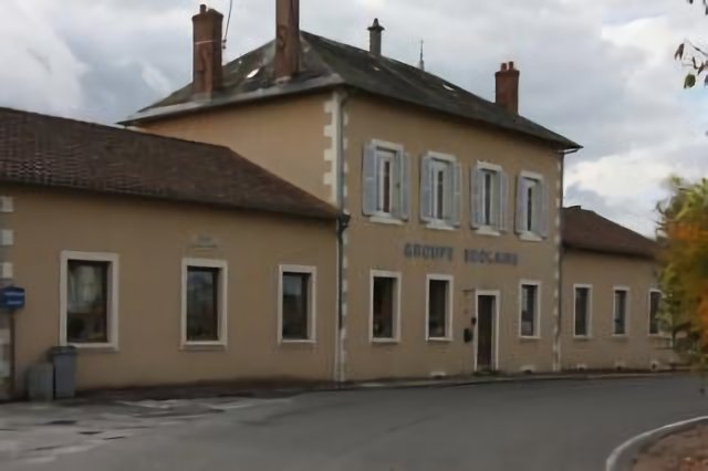 Peyrat-de-Bellac : école