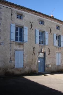 Nouic : mairie