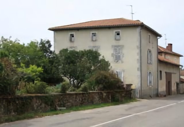 Sainte-Marie-de-Vaux : ancienne maison de maître