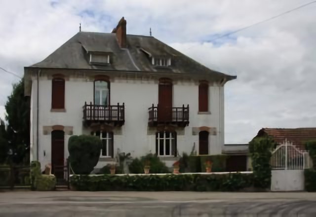 Surdoux : maison bourgeoise