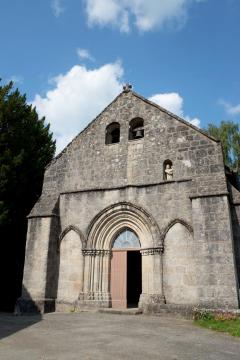 Kirche Nativité-de la-Vierge in Cheissoux im Département Haute-Vienne in der Region Limousin (Frankreich)