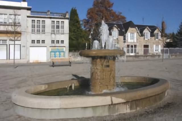 La Croisille-sur-Briance : bassin et route du mont Gargan