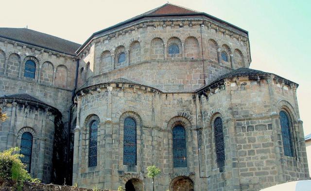 Solignac - Abbatiale Saint-Pierre - Chevet et bras sud du transept