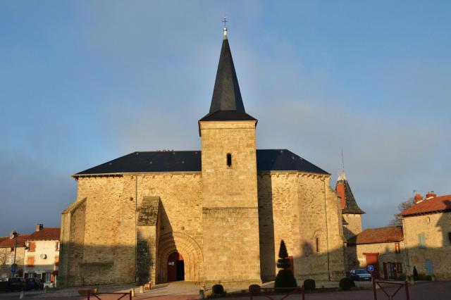 L'église de Peyrilhac (Haute-Vienne, France)