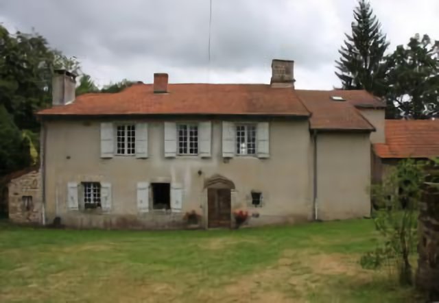 Sainte-Anne-Saint-Priest : Saint-Priest-les-Vergnes, maison de caractère