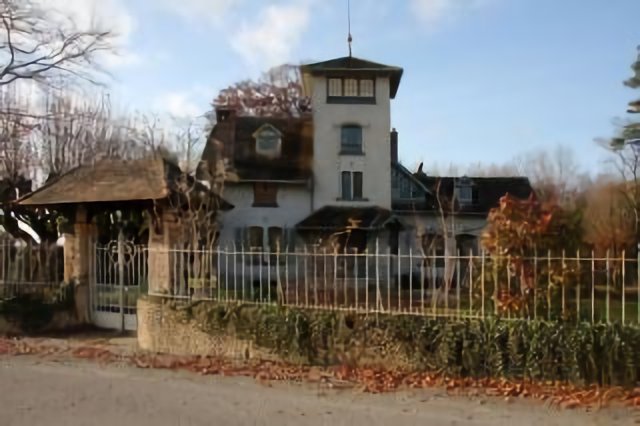 Villefavard : bâtiment au lieu-dit La Solitude