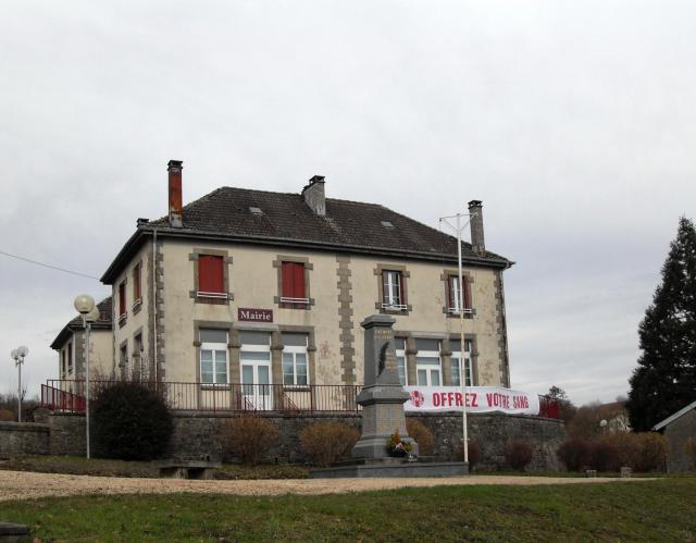 La mairie d'Uzemain