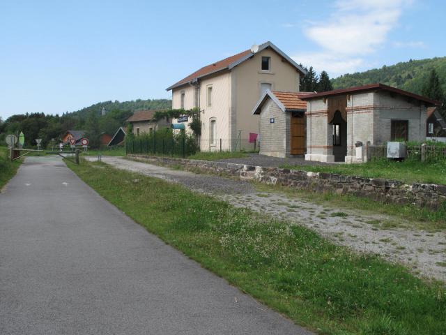 La voie verte près de la gare désaffectée de Fraisse-sur-Moselle (Vosges).