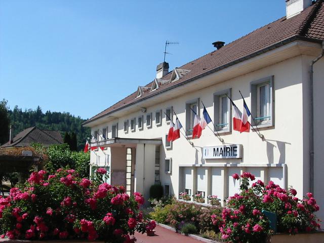 Mairie de Saint-Léonard (Vosges).