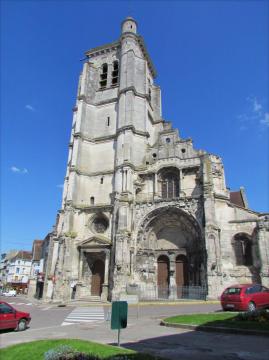 Eglise Notre-Dame de Tonnerre (89).