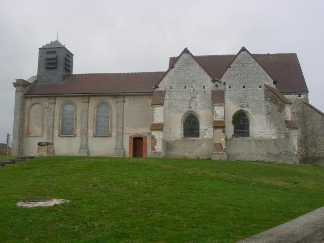 Eglise de Pars-lès-Romilly construite sur un ancien tumulus