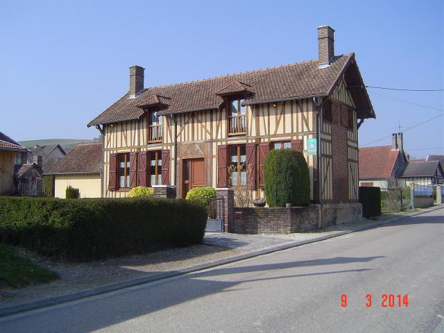 Laines-aux-Bois - Vieille maison