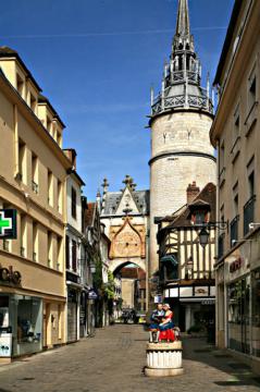 F / Auxerre