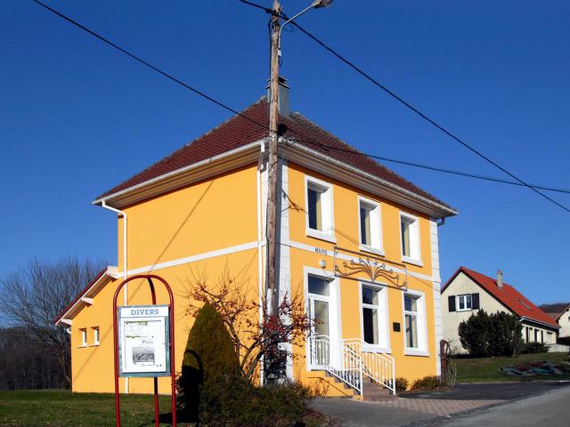 La mairie de Bourg-sous-Châtelet