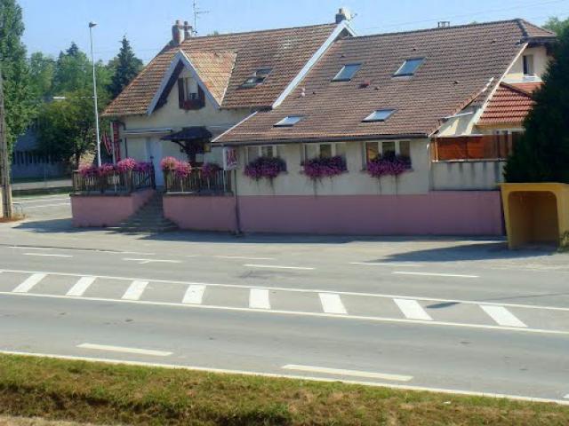 Sevenans, Bar Chez l'Andrée (le bar de la chanson)