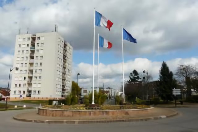Brétigny surOrge, rond-point du 8 mai