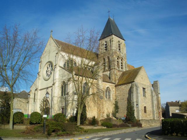 Linas (Essonne, France), église saint Merry.