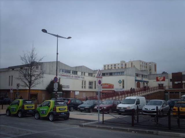 Place du marché des Ulis