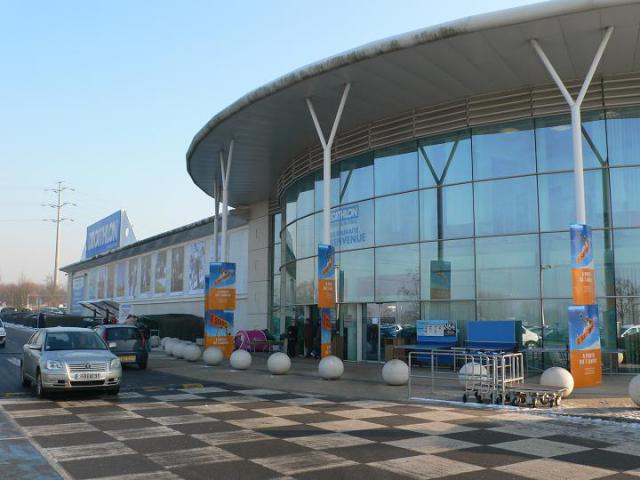 Brétigny-sur-Orge (Essonne, Île-de-France, France) : Magasin Decathlon.