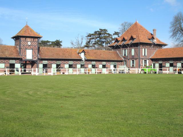 Haras de Jardy - Cour des 49
