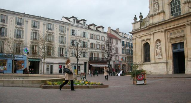 Place de l'Église à Rueil-Malmaison