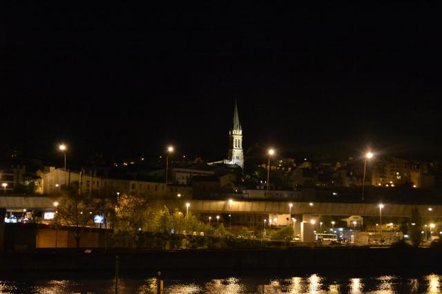 Saint-Cloud vue du Pont de Saint-Cloud, la nuit