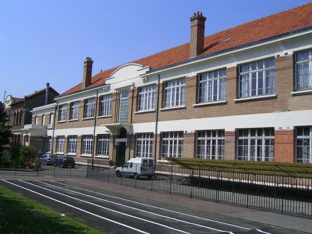 Collège Anatole France, RN3 Photo personnelle (own work) de Marianna