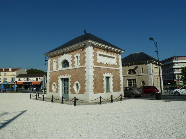 Cet édifice est répertorié dans la base Mérimée, base de données sur le patrimoine architectural français du ministère de la Culture, sous…