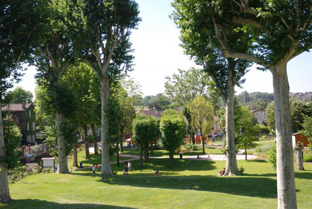 Le parc Jean Mermoz, 118, Grande Rue.
