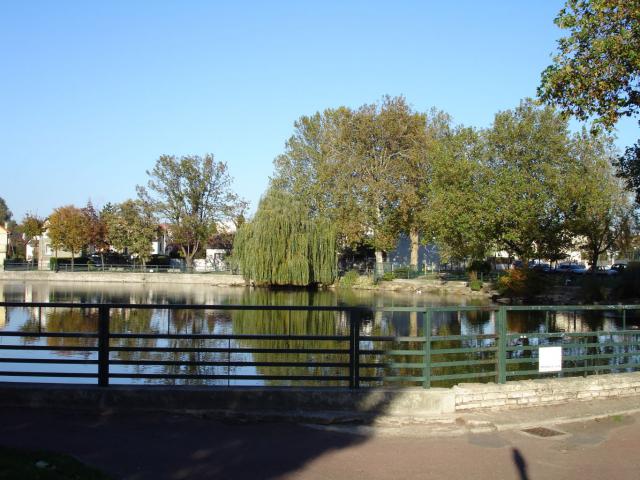 Lac Sévigné à Livry-Gargan (France) - Novembre 2006 Photo personnelle de clicsouris