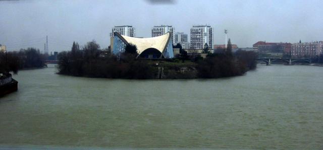 L'Ile-Saint-Denis (93) depuis le RER C.