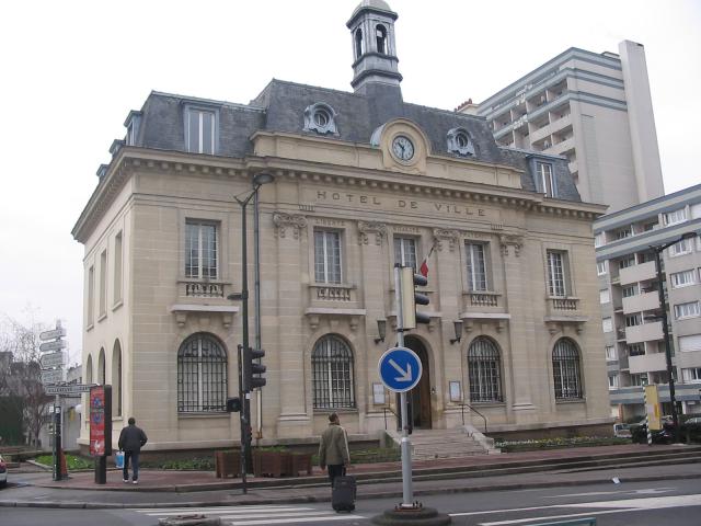 Mairie de l'Ile-Saint-Denis (93). Je suis l'auteur du cliché pris au printemps 2005 Town hall of l'Ile-Saint-Denis (Seine-Saint-Denis, France), I have taken this picture myself Conditions d'utilisation fr:Catégorie:L'Île-Saint-Denis